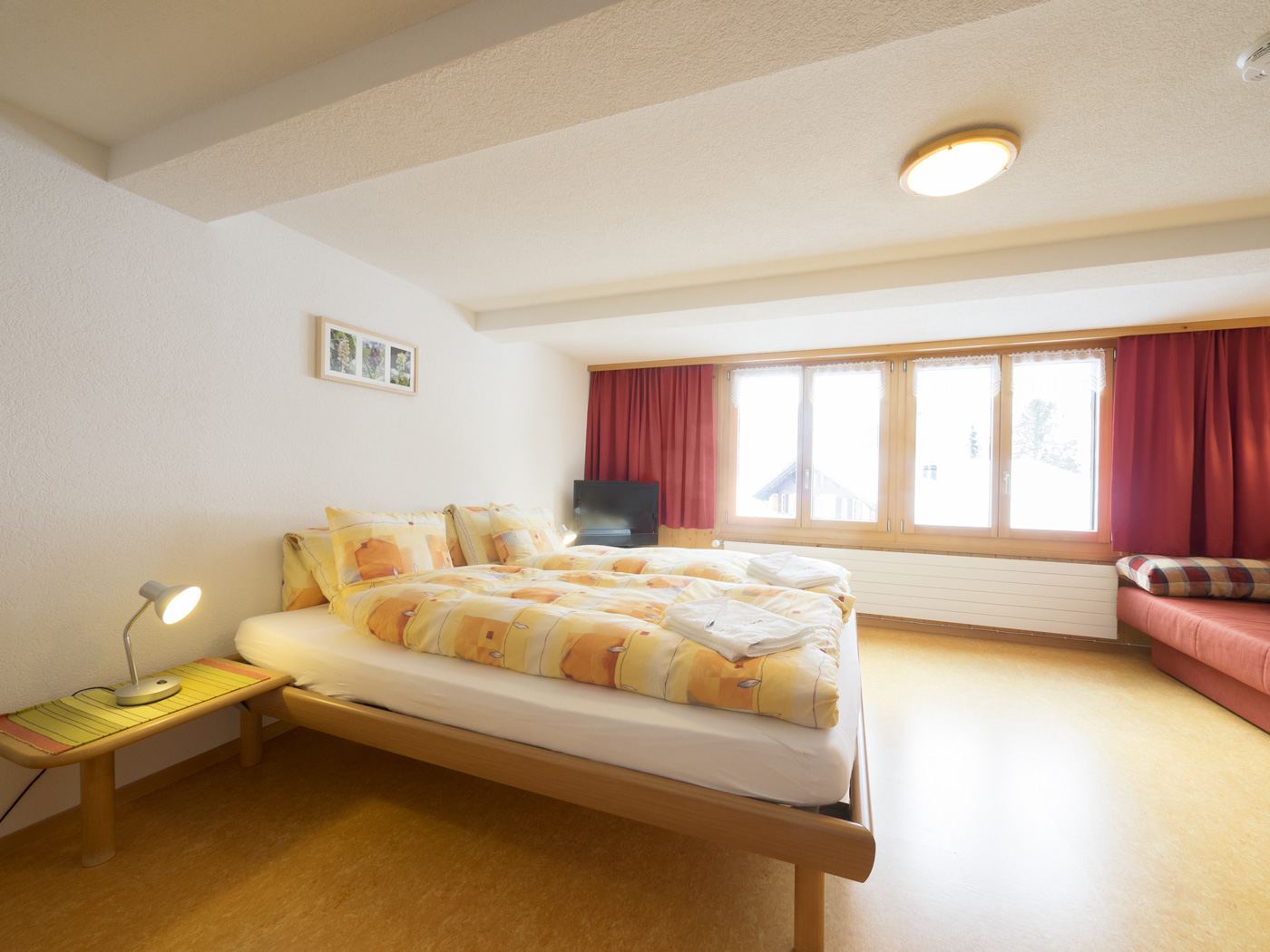Room no. 4 with double bed and sofa bed