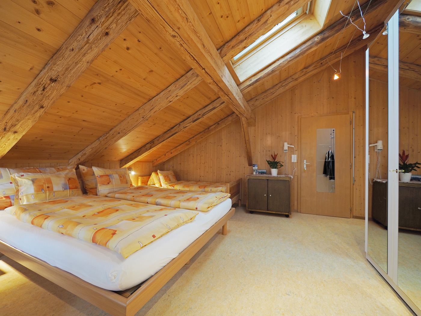 Room no. 6 with double, single and sofa bed